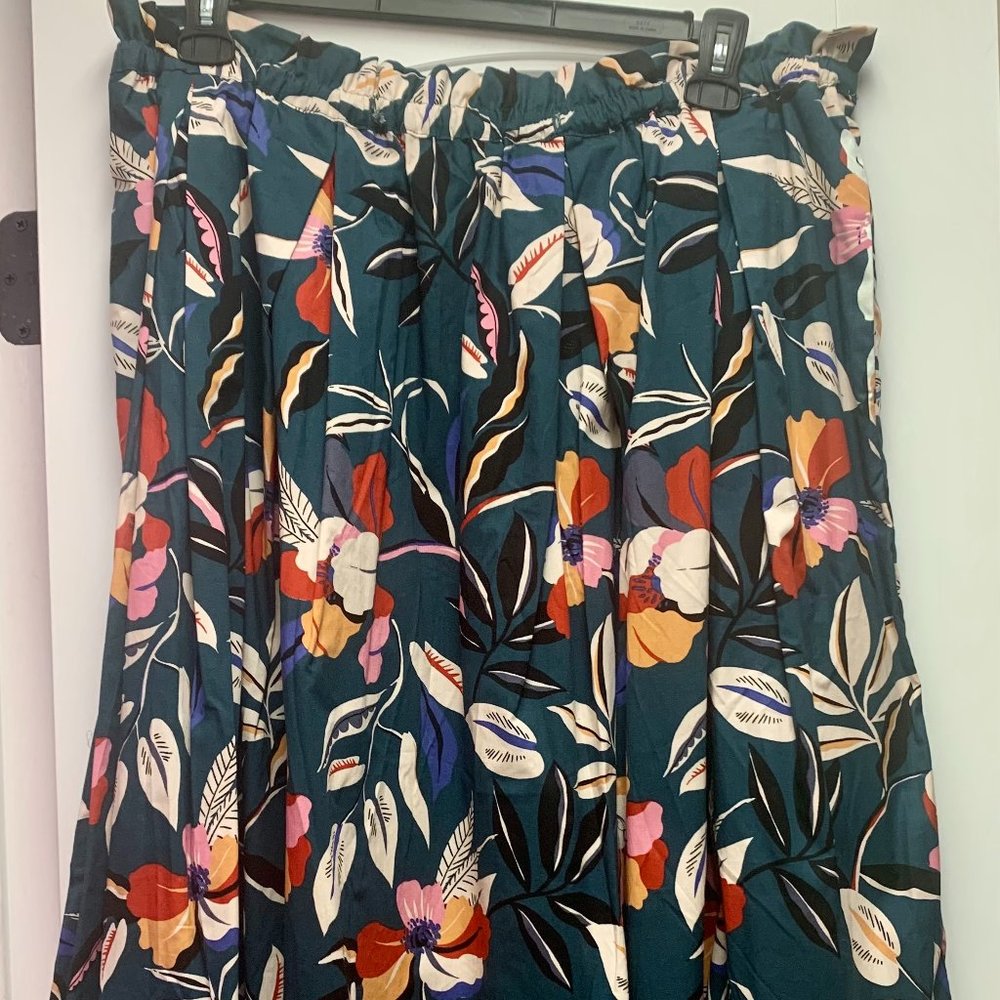 Eloquii Below Knee Skirt